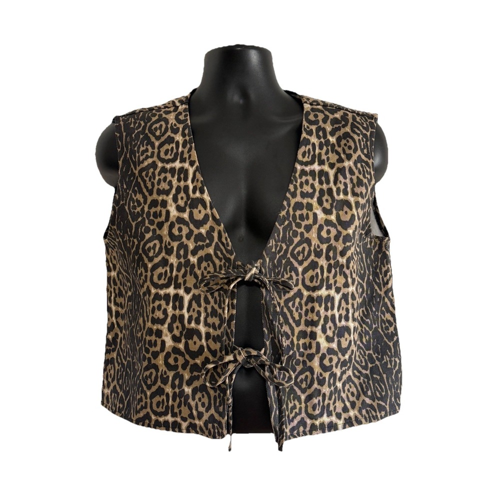GiGio Usa Women's Leopard Vest Sz L Tie Closure Animal Print